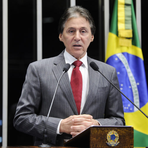 Projeto de terceirização em discussão no Senado seguirá rito normal