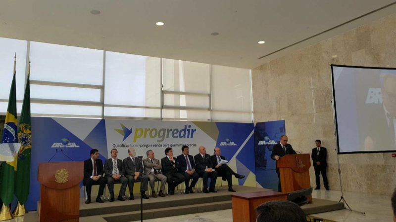 Honório Pinheiro Programa Progredir CACB CNDL Unecs assina protocolo de intenções com o governo federal