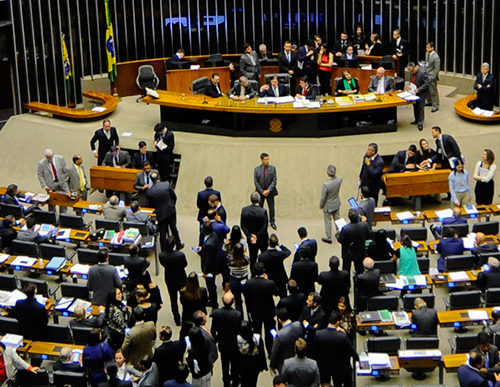 Impacto fiscal de pauta-bomba do Congresso já supera os R$ 100 bi