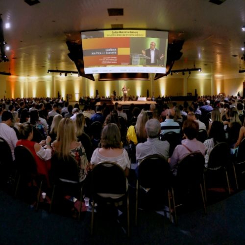 Congresso Empresarial Paranaense encerra com sucesso de público