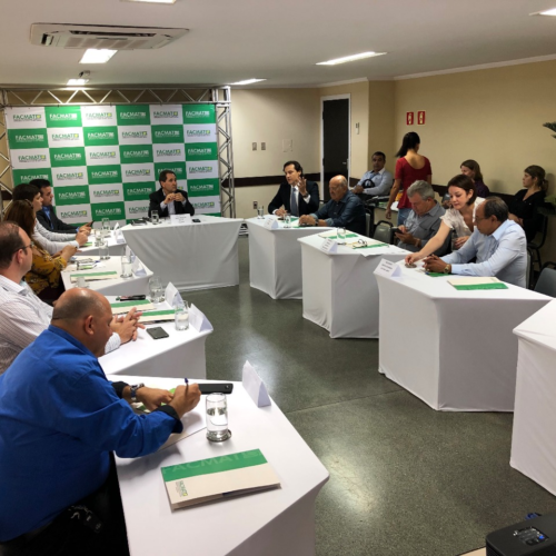 Presidentes de Associações Comerciais de Mato Grosso debatem fortalecimento das entidades