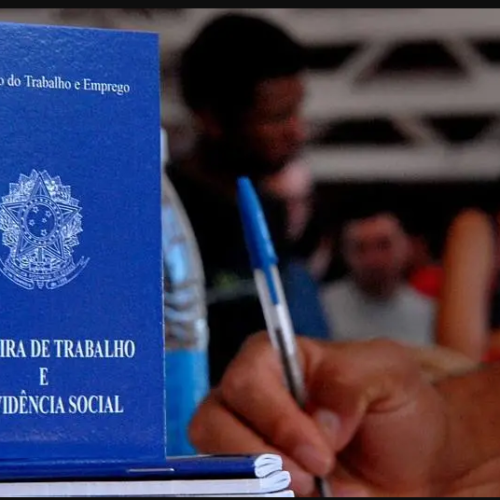 Brasil gera 48 mil empregos com carteira em junho, melhor mês em seis anos