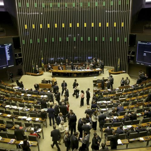 Estados se unem para mudar proposta de reforma tributária da Câmara
