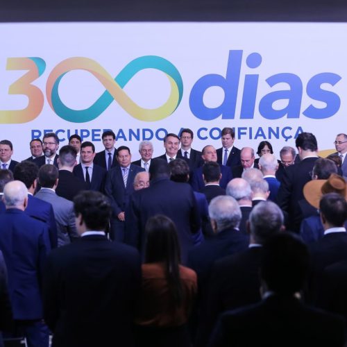 Comunidade internacional voltou a confiar no Brasil, diz Bolsonaro