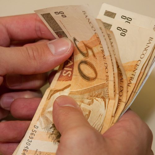 Governadores pedem aumento de valor do auxílio emergencial para R$ 600