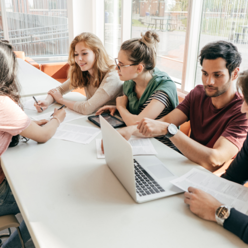 CACB e CIEE se reúnem para reforçar parceria e expandir oportunidades de inserção de jovens no mercado de trabalho
