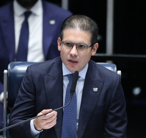 CACB e entidades enviam carta a Hugo Motta contra projeto do IR, publica Poder360