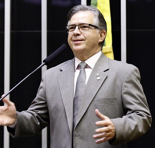 “Nos seus 113 anos de luta pelo Brasil, CACB acredita em quem empreende”, diz deputado