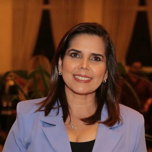 Redução da jornada de trabalho aumentará custos, alerta empresária do setor de móveis