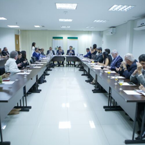 CACB participa de reunião de parlamentares sobre aumento de tributos
