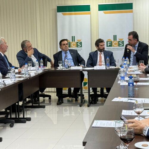 Frente parlamentar discute proposta de reformulação de aplicações financeiras
