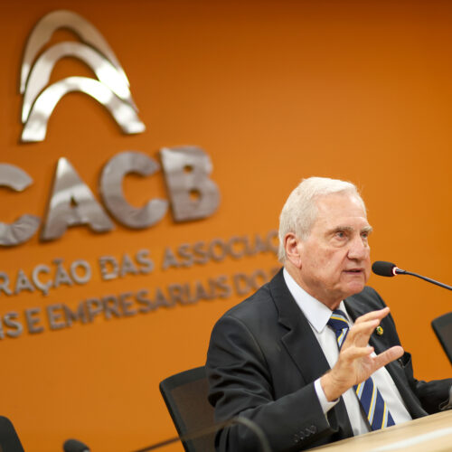 CACB defende aumento do teto do MEI e atualização do Simples Nacional