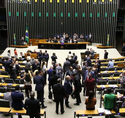 Câmara dos Deputados aprova aumento do limite de faturamento do MEI